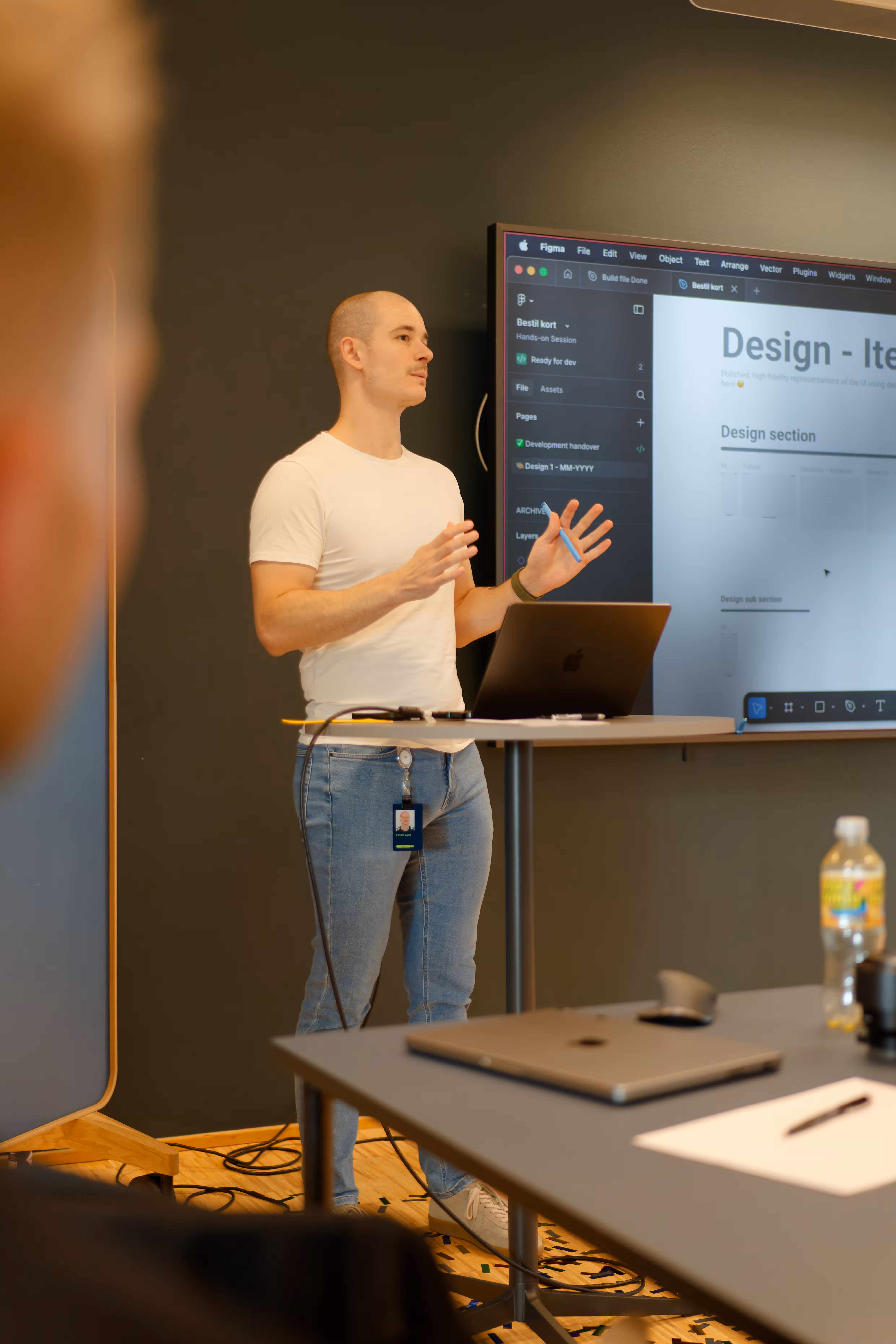 Patrick Kjær giving a talk